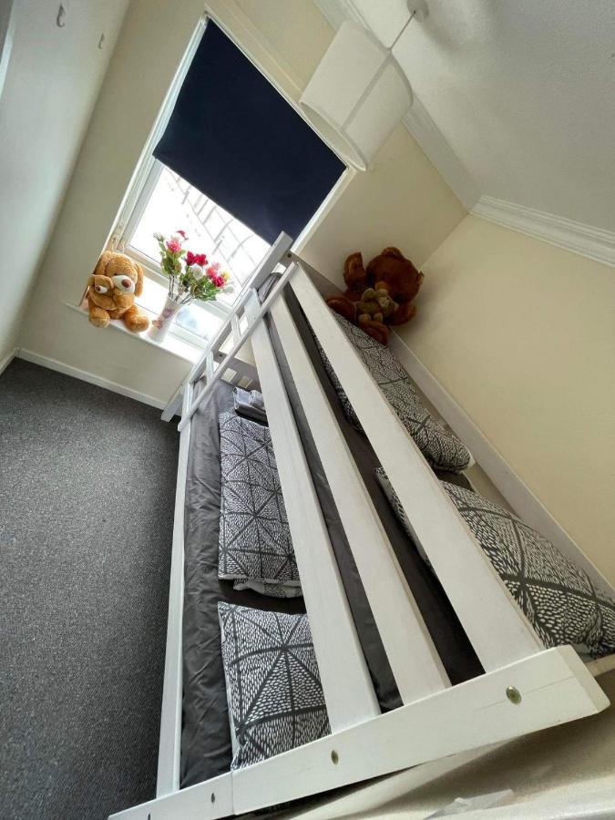 Villa Sea View 3-Bed Heated Pool Eat Bar Kids Park Lowestoft Exterior foto