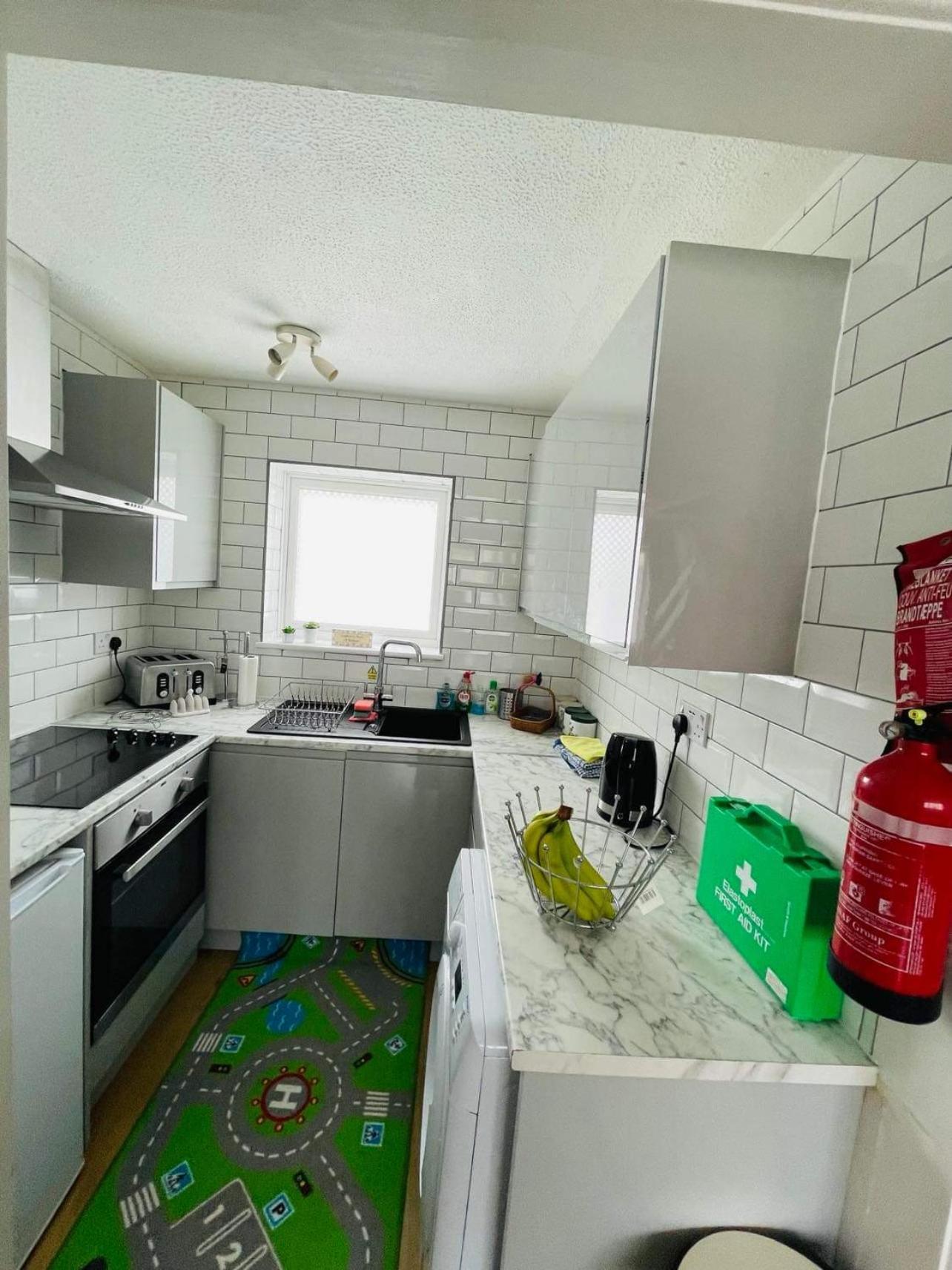 Villa Sea View 3-Bed Heated Pool Eat Bar Kids Park Lowestoft Exterior foto